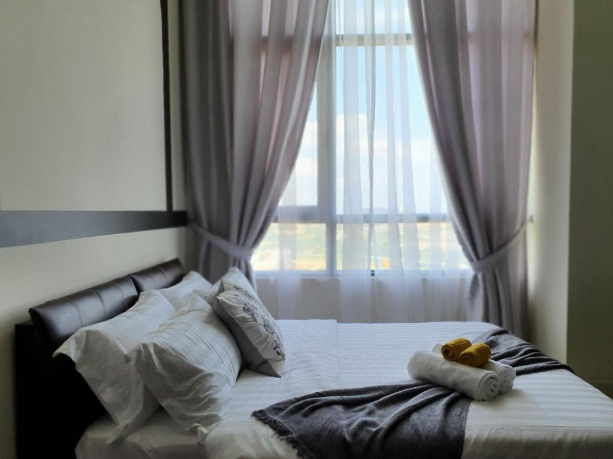 The Perfect Getaway @ Tamarind Suites, Netflix 300Mbps Cyberjaya Zewnętrze zdjęcie